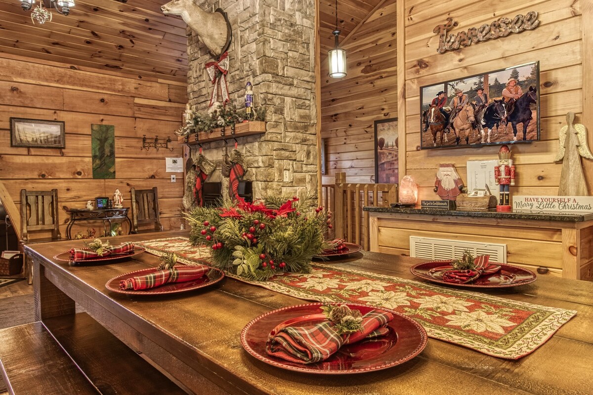 Photo 90 of ENJOY "THE VIEW" 5 ⭐️STAR ELEGANT, PET FRIENDLY, 3 KING BEDS & GORGEOUS SCENERY
