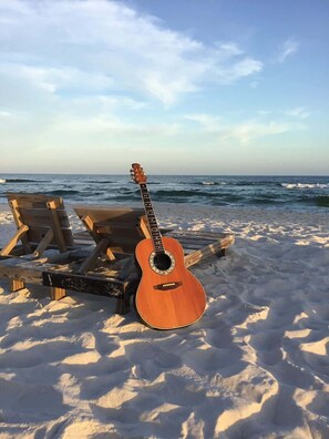 On the beach, sun-loungers, beach towels - Melody of the Sea - On the Beach - Incredible Views (Pensacola)