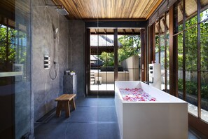 Bathroom - HOSHINOYA Bali (Ubud)