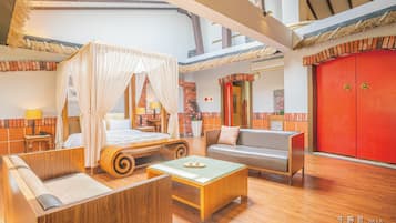 Deluxe-Vierbettzimmer, 2 Schlafzimmer | Hochwertige Bettwaren, Daunenbettdecken, Verdunkelungsvorhänge