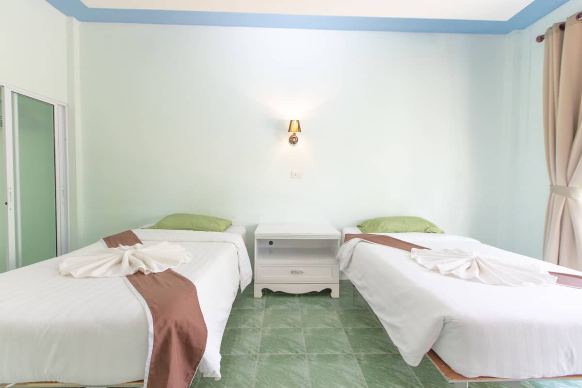 Deluxe kamer | Een kluis op de kamer, extra bedden, gratis wifi, rolstoeltoegankelijk