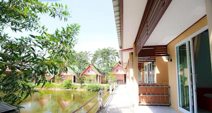 Best House Resort