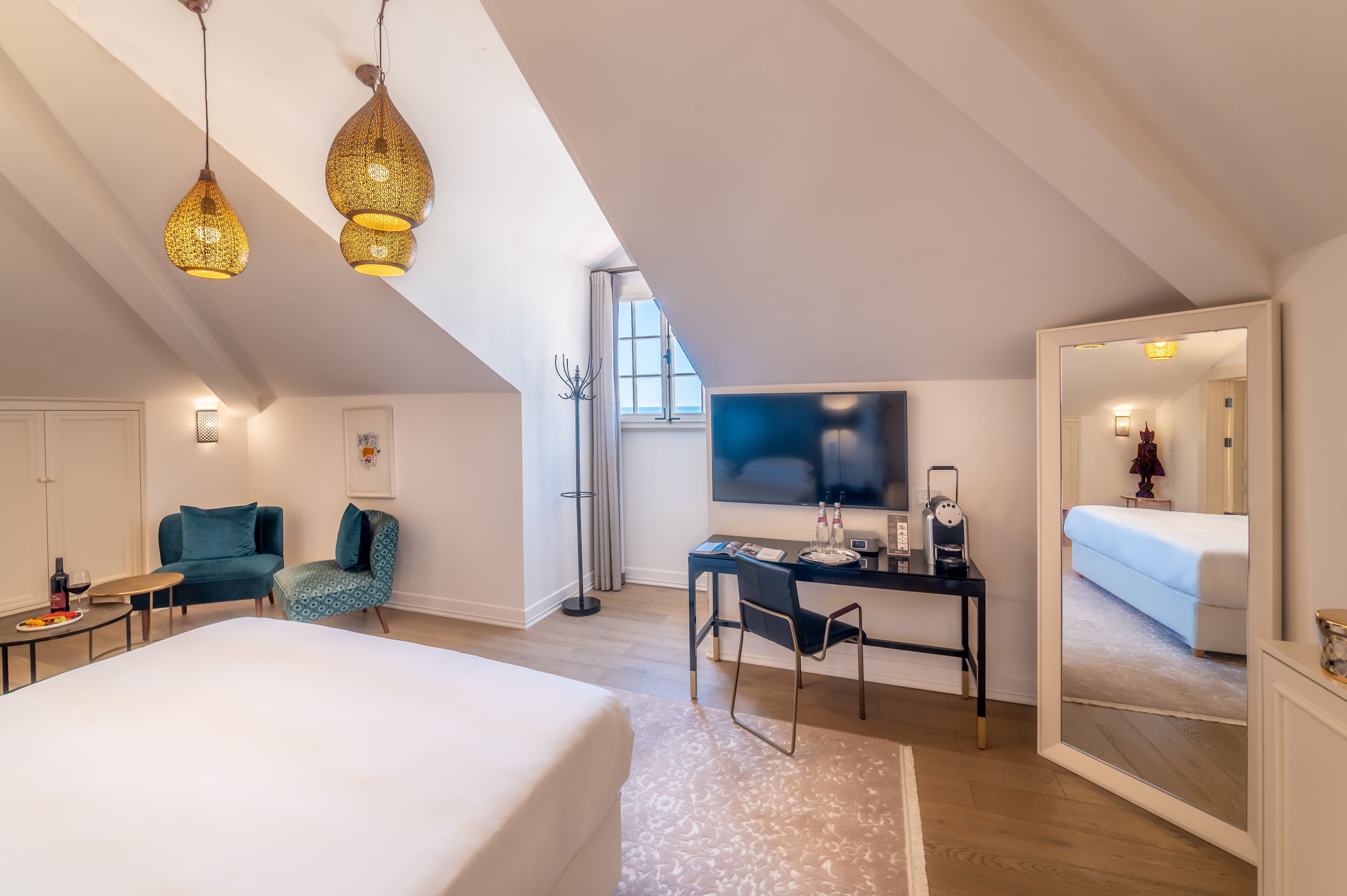 attic suite accessible by staircase only | 1 bedroom, egyptian cotton sheets, premium bedding, down duvets