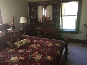 2 Schlafzimmer, Bügeleisen/Bügelbrett, kostenloses WLAN, Bettwäsche