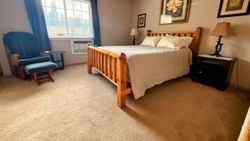 2 soverom, strykejern/-brett, wi-fi og sengetøy