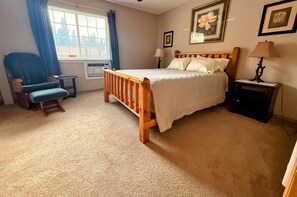 2 Schlafzimmer, Bügeleisen/Bügelbrett, WLAN, Bettwäsche