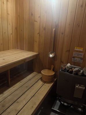 Sauna - Private Beach on Lake - Five (5) Bedrooms/ Four (4) Bathrooms (Waterbury Center)