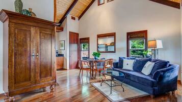 Smart TV, libros, estéreo y impresora