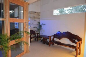 Hot stone massages, Swedish massages, Thai massages - Taj Guesthouse Boracay (Boracay Island)