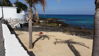 Dúplex a 100m del mar. Casa Maria. Norte de Lanzarote. Piscinas naturales.