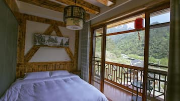 King Room with Balcony | Premium bedding, blackout curtains, soundproofing, free WiFi