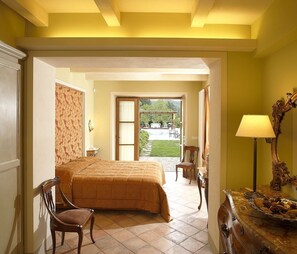 6 Schlafzimmer, Zimmersafe, Bügeleisen/Bügelbrett, kostenloses WLAN