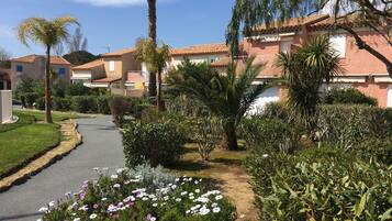 Enceinte de lâhĂ©bergement