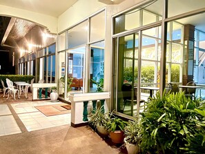 Fachada de la propiedad