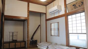 Japanese Style Cottage | Free WiFi