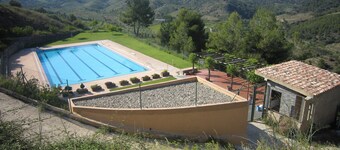 Spacious, original, cozy, flooded with light, fiberglass, autonomous