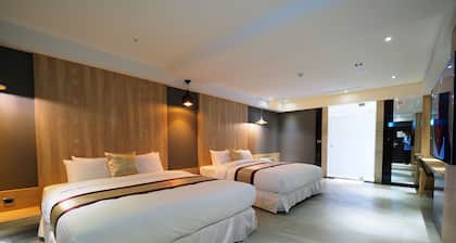 Wei Feng Motel