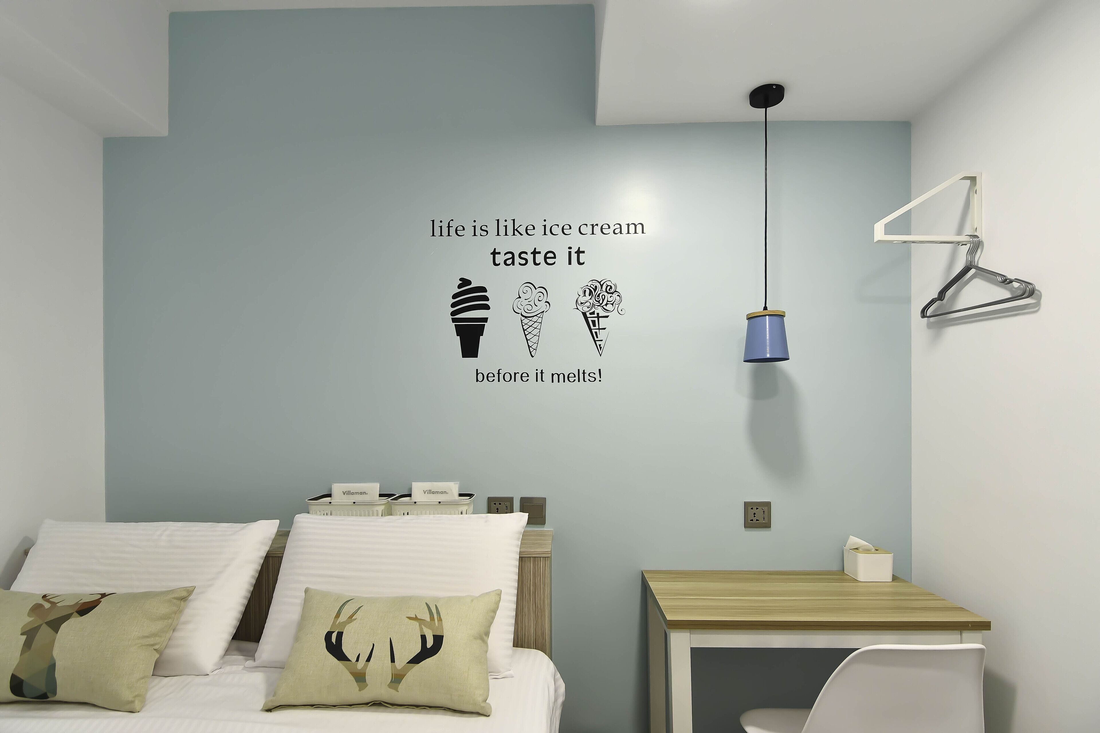 Ladies Double Room | Blackout drapes, soundproofing, iron/ironing board, free WiFi