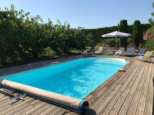 Les Cerisiers – Neues Ferienhaus (Provence), umzäuntes Grundstück, privater Pool