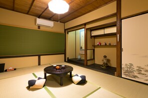 2 bedrooms, desk, free WiFi, bed sheets - Kyotoya Tsuki no Yu KUKAI (Kyoto)