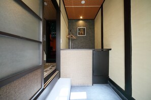 2 bedrooms, desk, soundproofing, free WiFi - Guest House YU-YU (Kyoto)