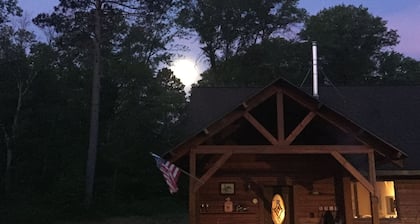TWO BEATIFUL CABINS IN THE HEART OF RECREATION: