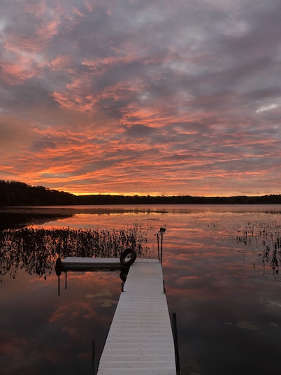 TWO BEATIFUL CABINS IN THE HEART OF RECREATION: