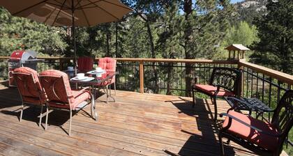 Elegant Single Story House, near Downtown, RMNP, Fall River Getaway, Estes Park CO