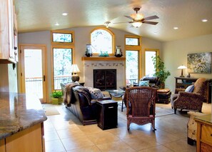 TV, fireplace, DVD player, books