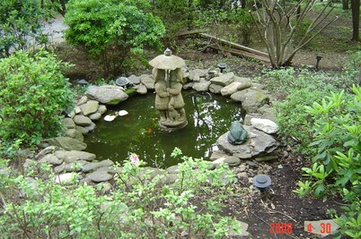 4/4 , 3 story, HOUSE BEAUTIFUL with open floor plan on YOUNG MOUNTAIN