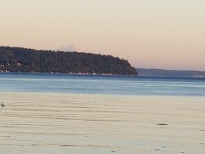 Am Strand, Liegestühle, Strandtücher