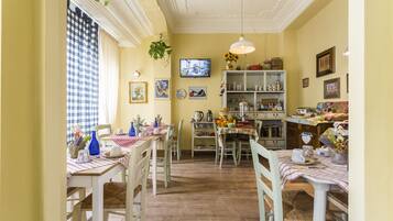 Daily buffet breakfast (EUR 8 per person)
