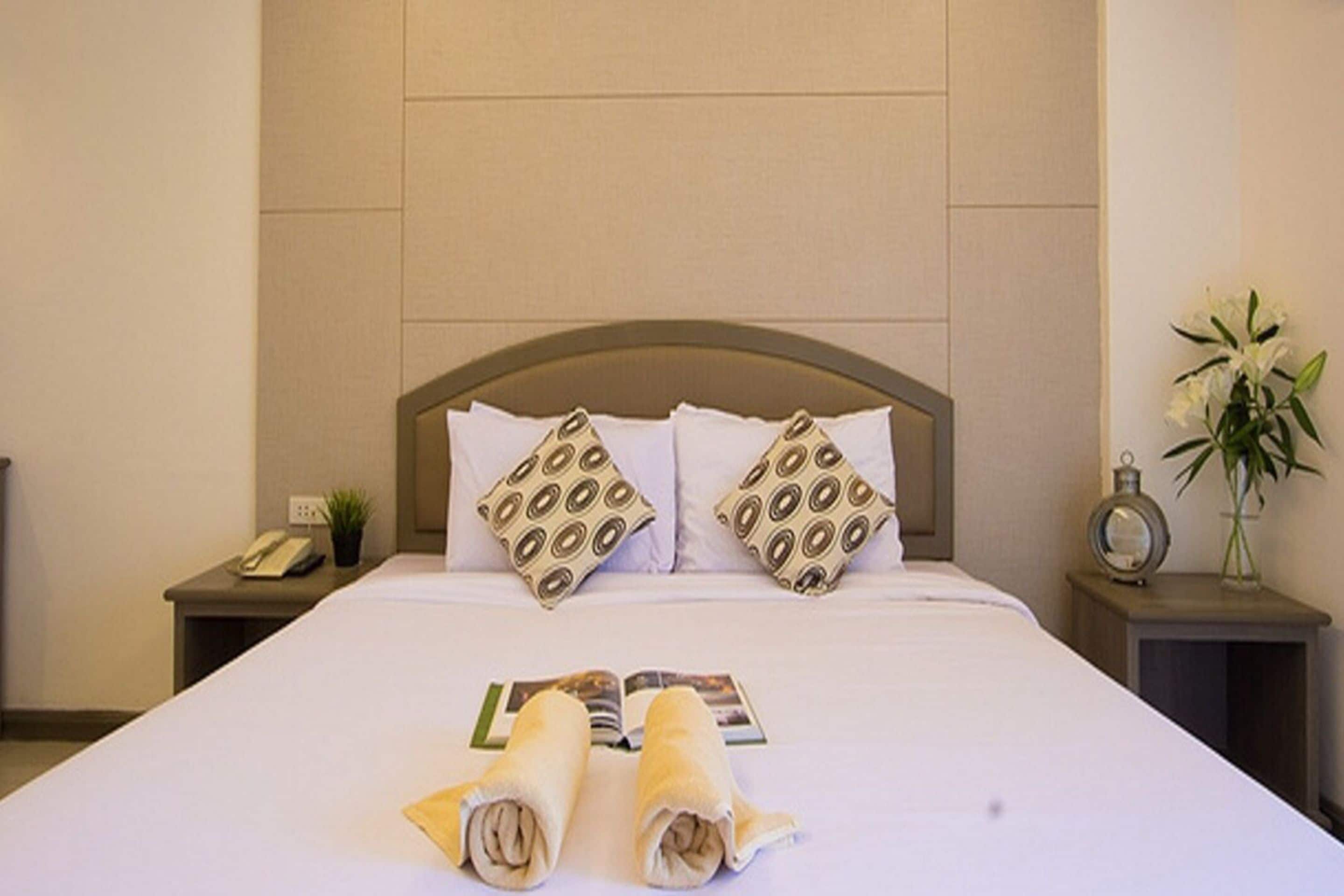 Superior Twin Room | Coffres-forts dans les chambres, bureau, rideaux occultants