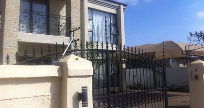 First Avenue Guest House