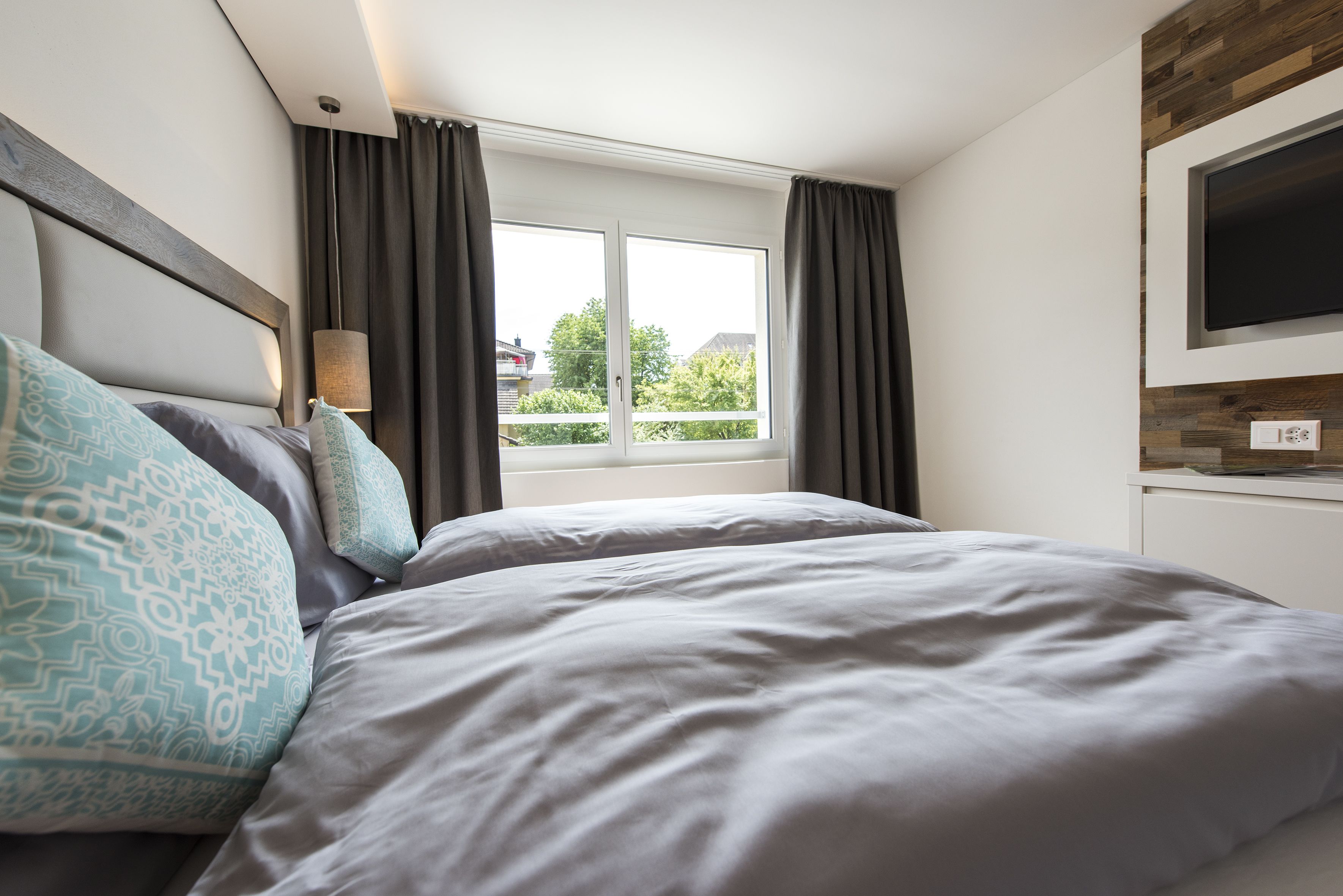 double room | desk, laptop workspace, soundproofing, free wifi