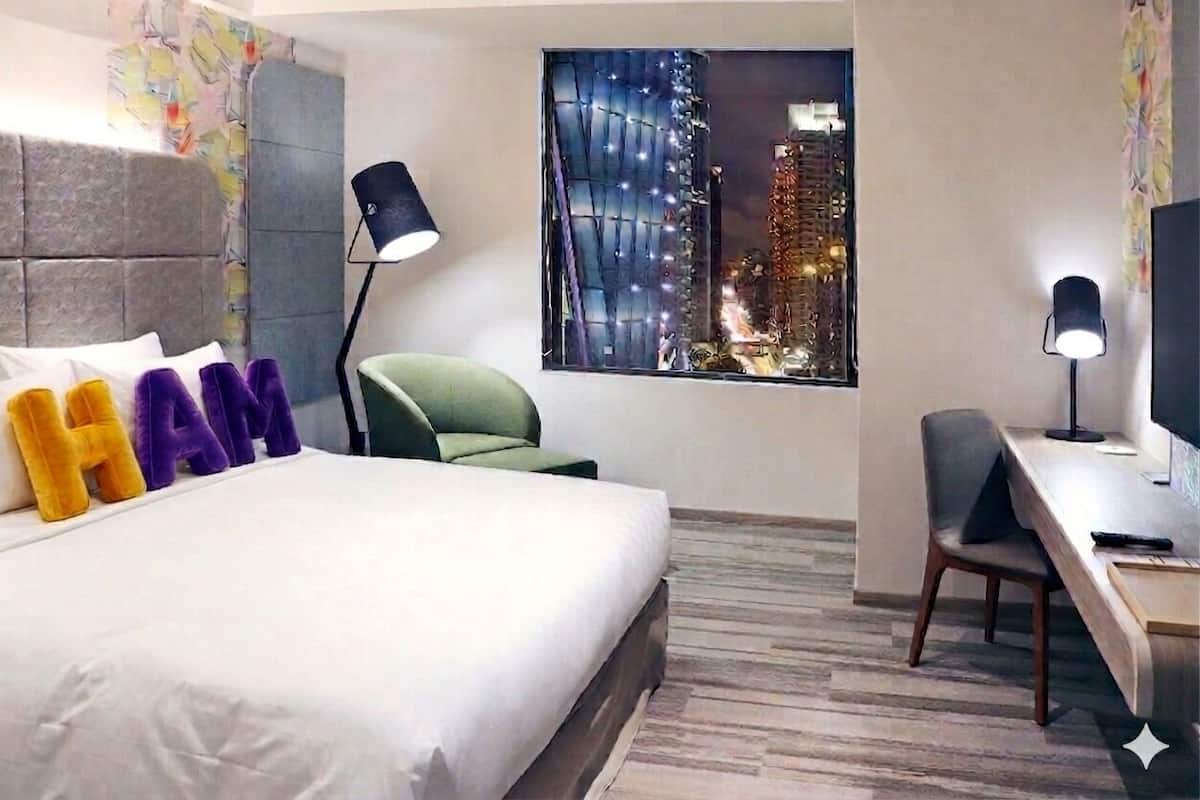 Deluxe Double Room (Discovery)