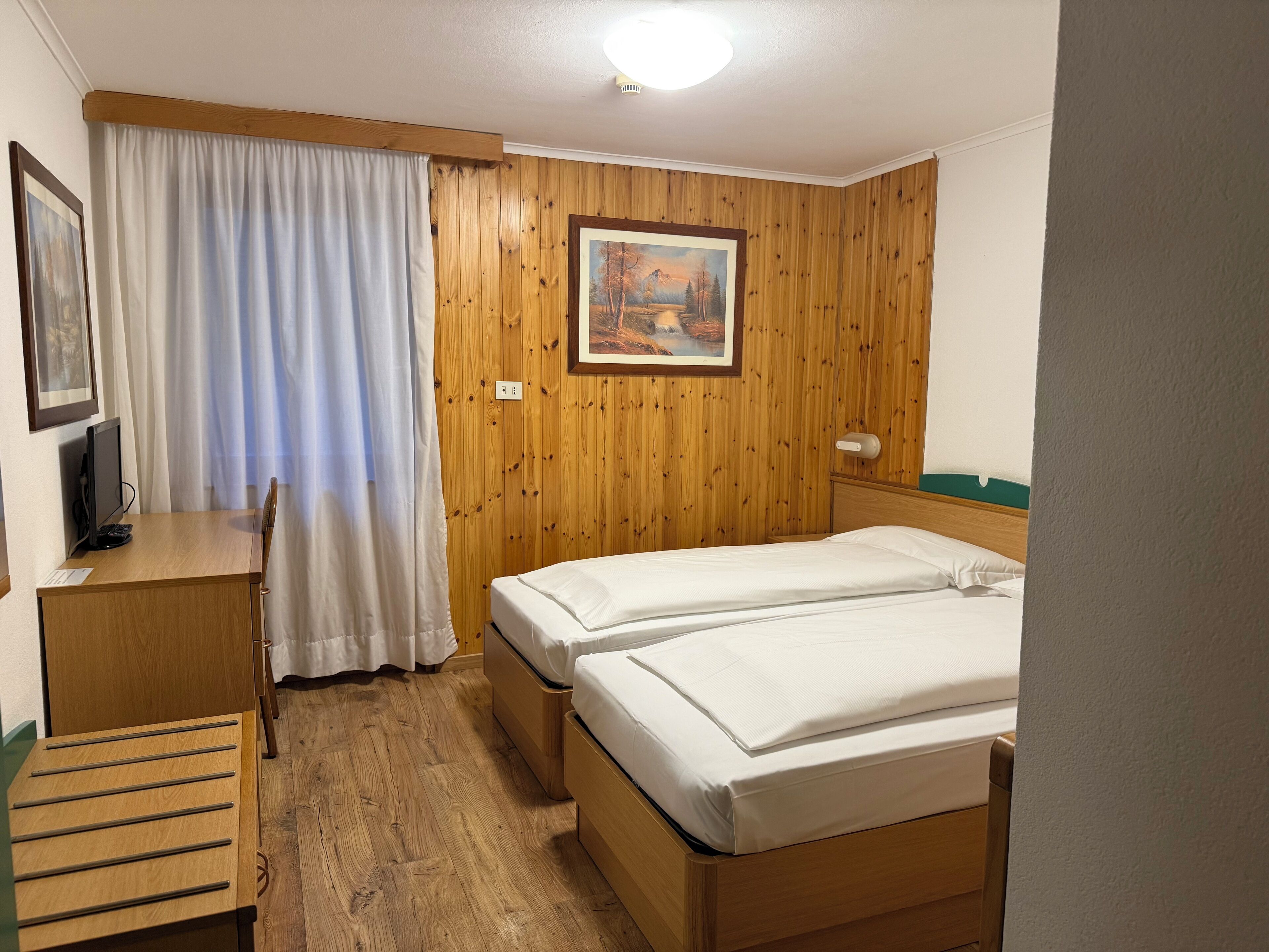 Doppel- oder Zweibettzimmer, 1 Doppelbett oder 2 Einzelbetten