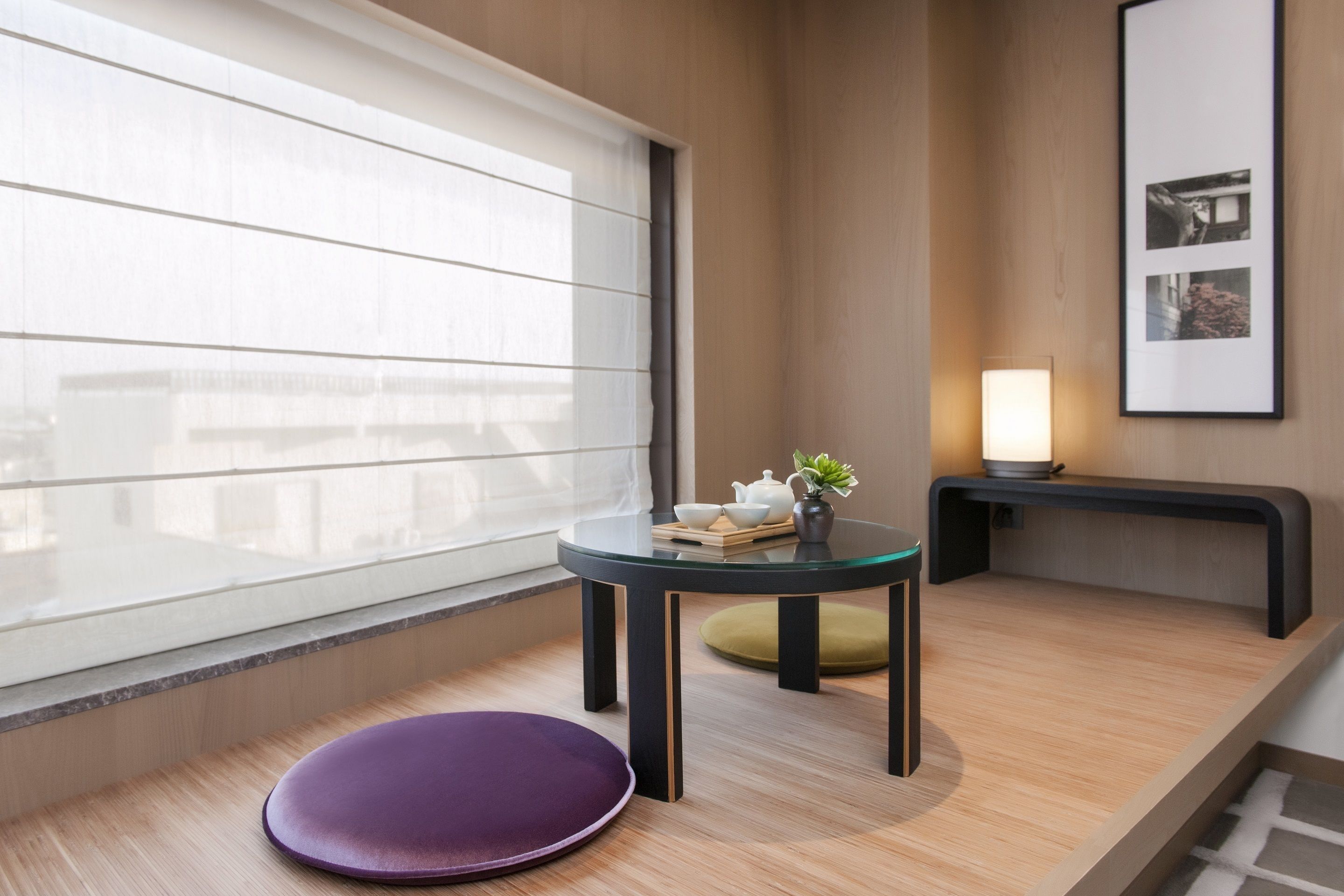 deluxe twin room | in-room dining