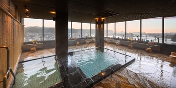 Baño termal público