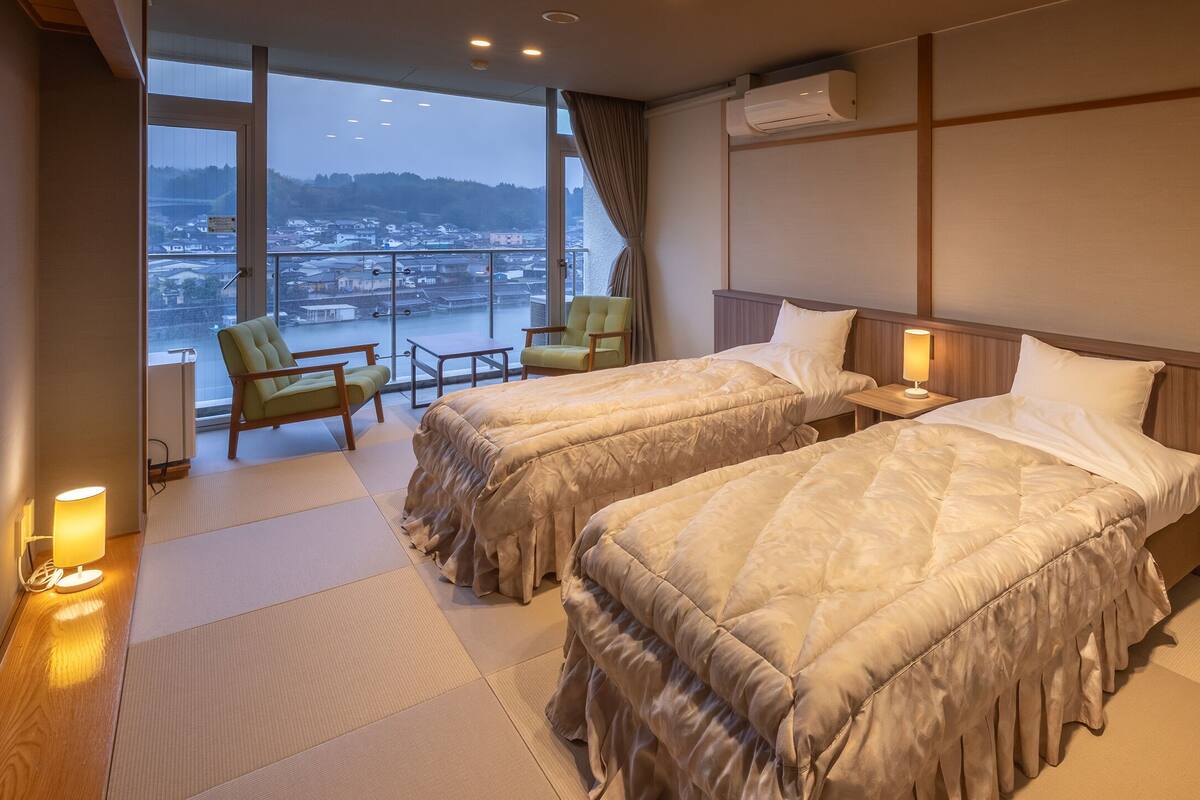Kamar Twin | Brankas, Wi-Fi gratis, dan seprai linen