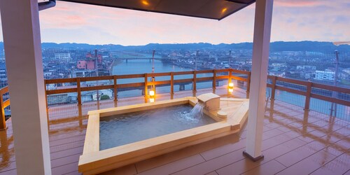 Shokyoto No Yu Mikuma Hotel