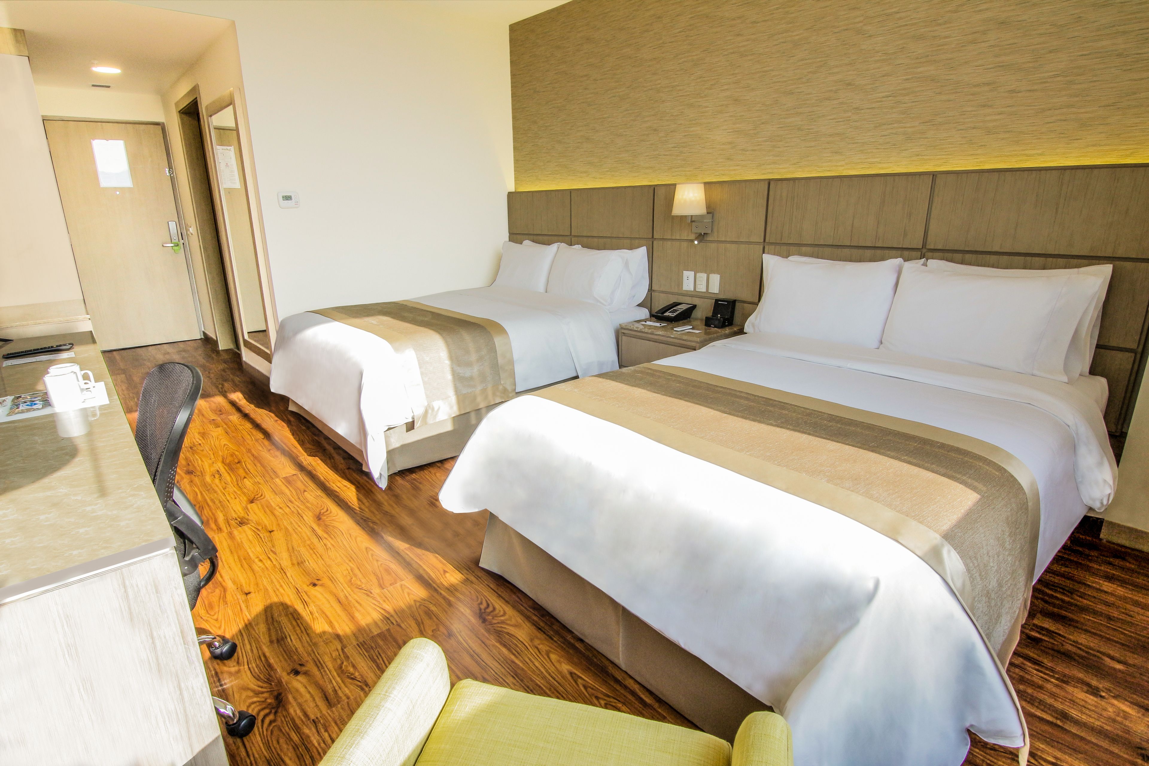 premium bedding, down duvets, minibar, in-room safe