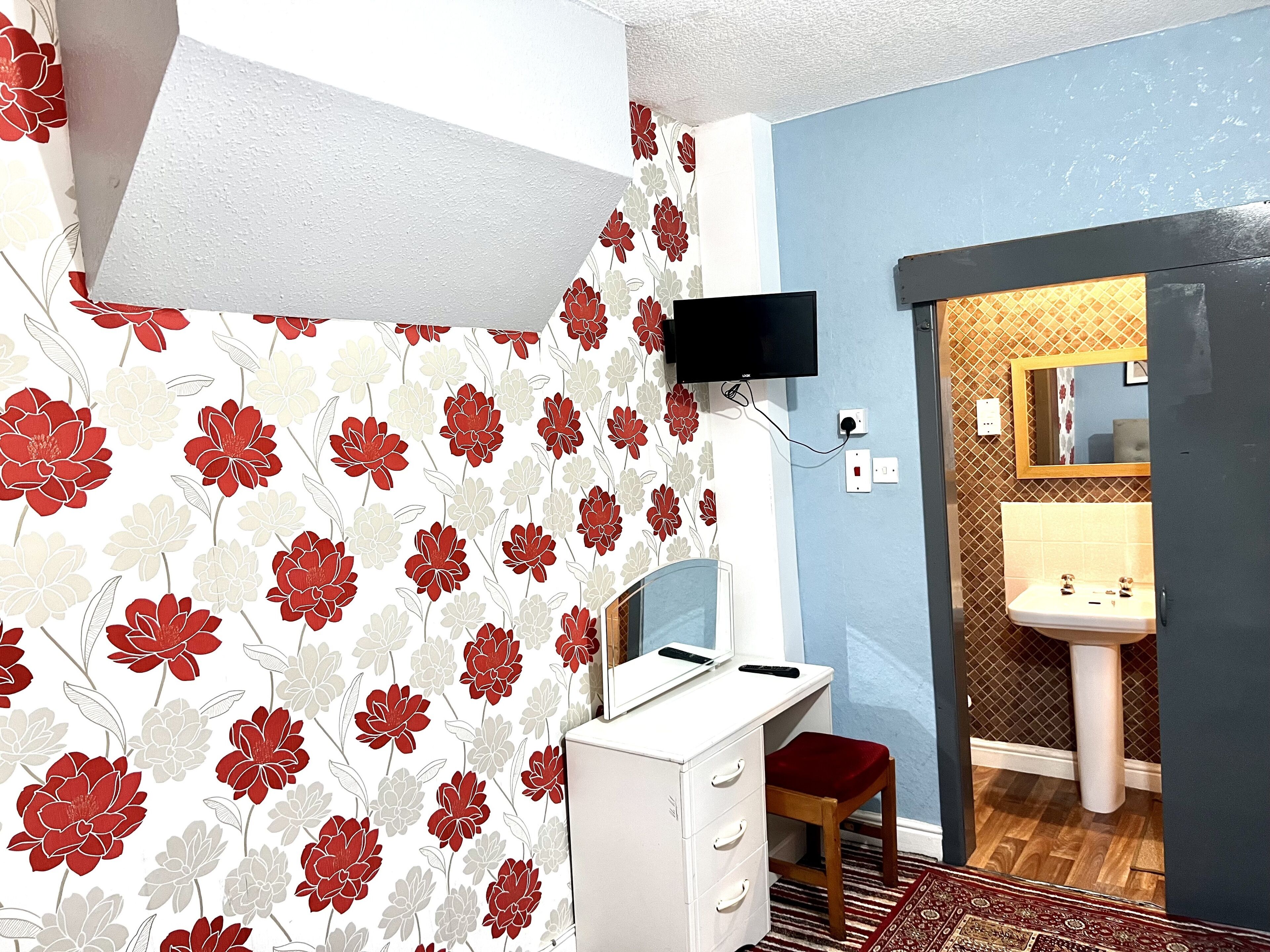 Photo - Blackpool Central Hotel
