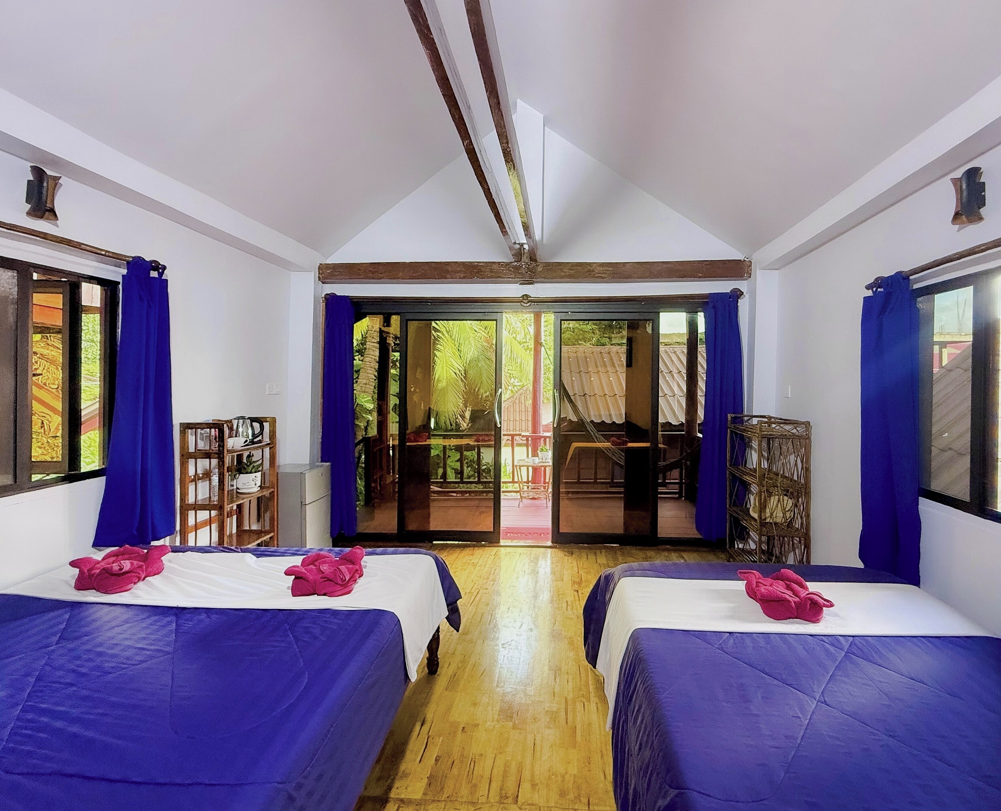 Deluxe Bungalow | Desk, free WiFi, bed sheets