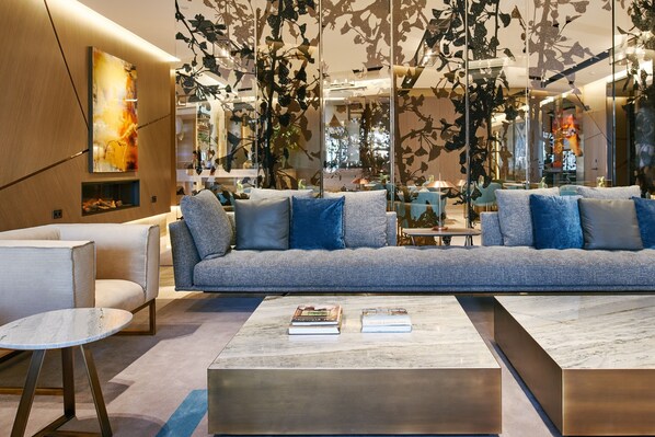 Lobby - VP Plaza España Design (Madrid)