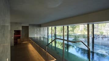 Sauna, hot tub, body treatments, hydrotherapy, facials, massages