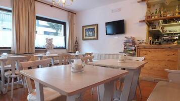 Colazione a buffet inclusa, servita tutte le mattine