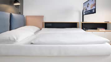 Studio | Màn/rèm cản sáng, phòng cách âm, bàn ủi/dụng cụ ủi quần áo