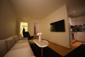 Apartment, 1 Bedroom, Sea View | Living room