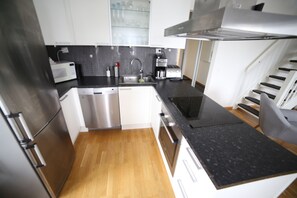 Apartment, Sea View | Private kitchen